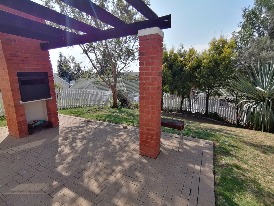 3 Bedroom Property for Sale in Hillside Free State